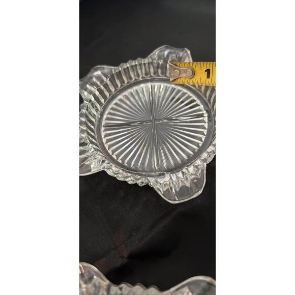 Vintage Mid Century Round Glass ashtrays- Set of 3 - Picture 10 of 10